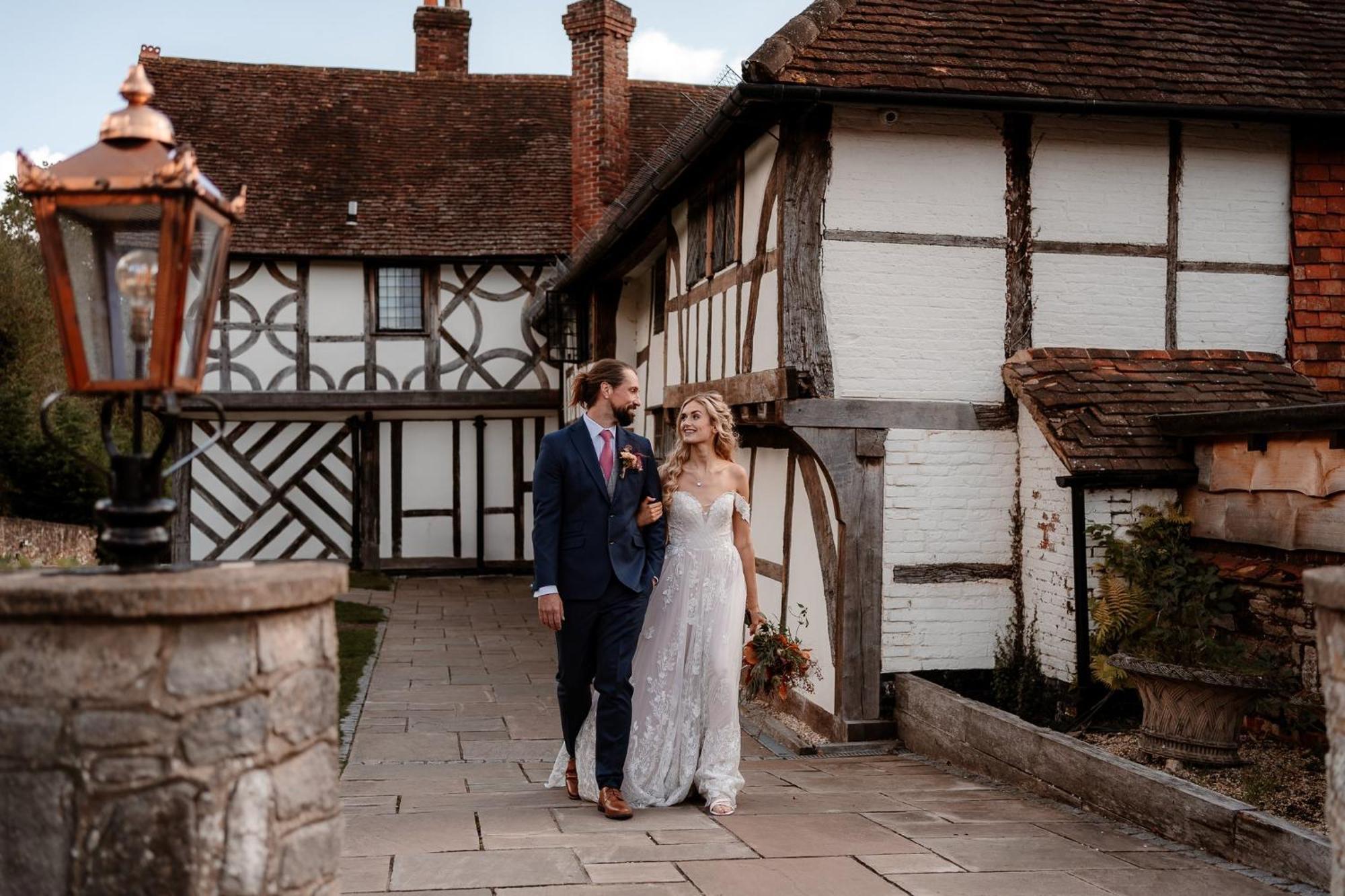 Voco Lythe Hill Hotel & Spa By Ihg Haslemere Exterior foto